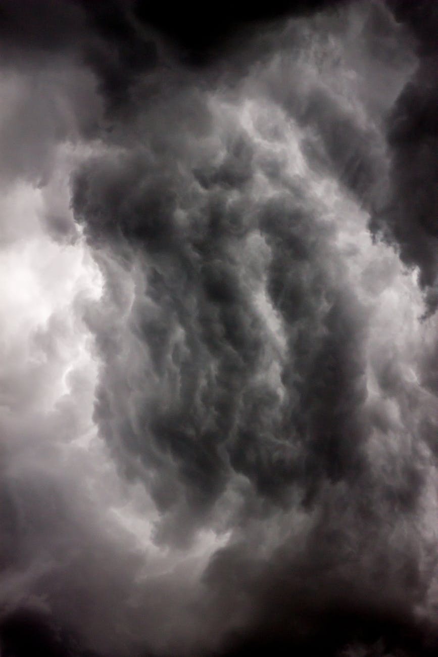 photo of dark clouds